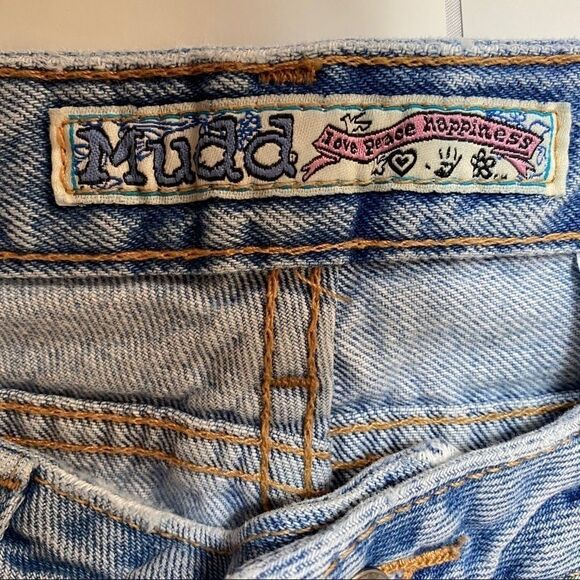 Mudd Bleached Cropped Distressed Jeans Sz 5 - Picture 6 of 7